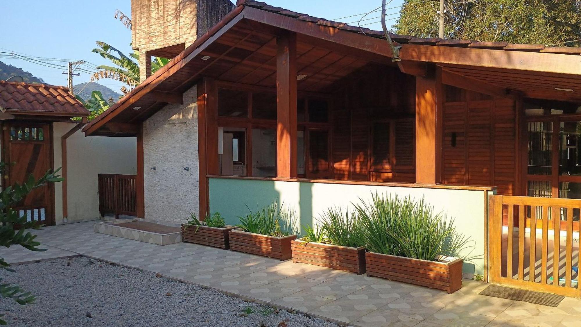 Moreira Casa Com Churrasqueira E Ar-Condicionado Ubatuba Dış mekan fotoğraf